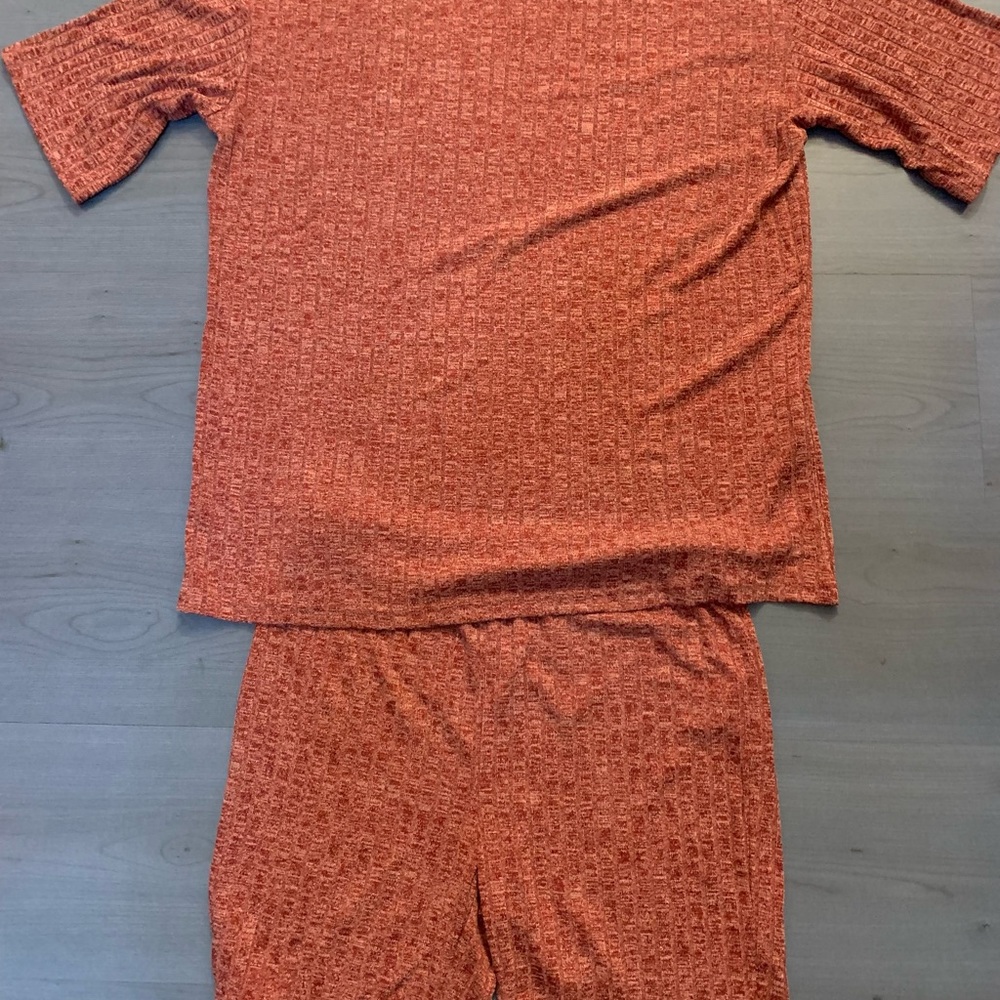 Women’s Lounge Set in Red